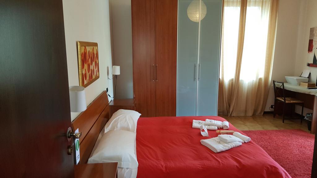 Arooms Affittacamere Bergamo Ngoại thất bức ảnh